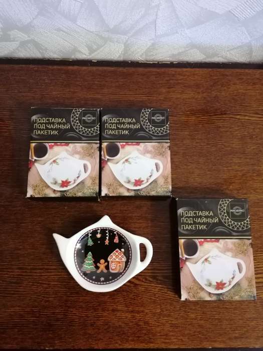 Фотография покупателя товара Подставка фарфоровая под чайный пакетик Magistro «Новый год. Шишки», 12×8,4 см - Фото 3