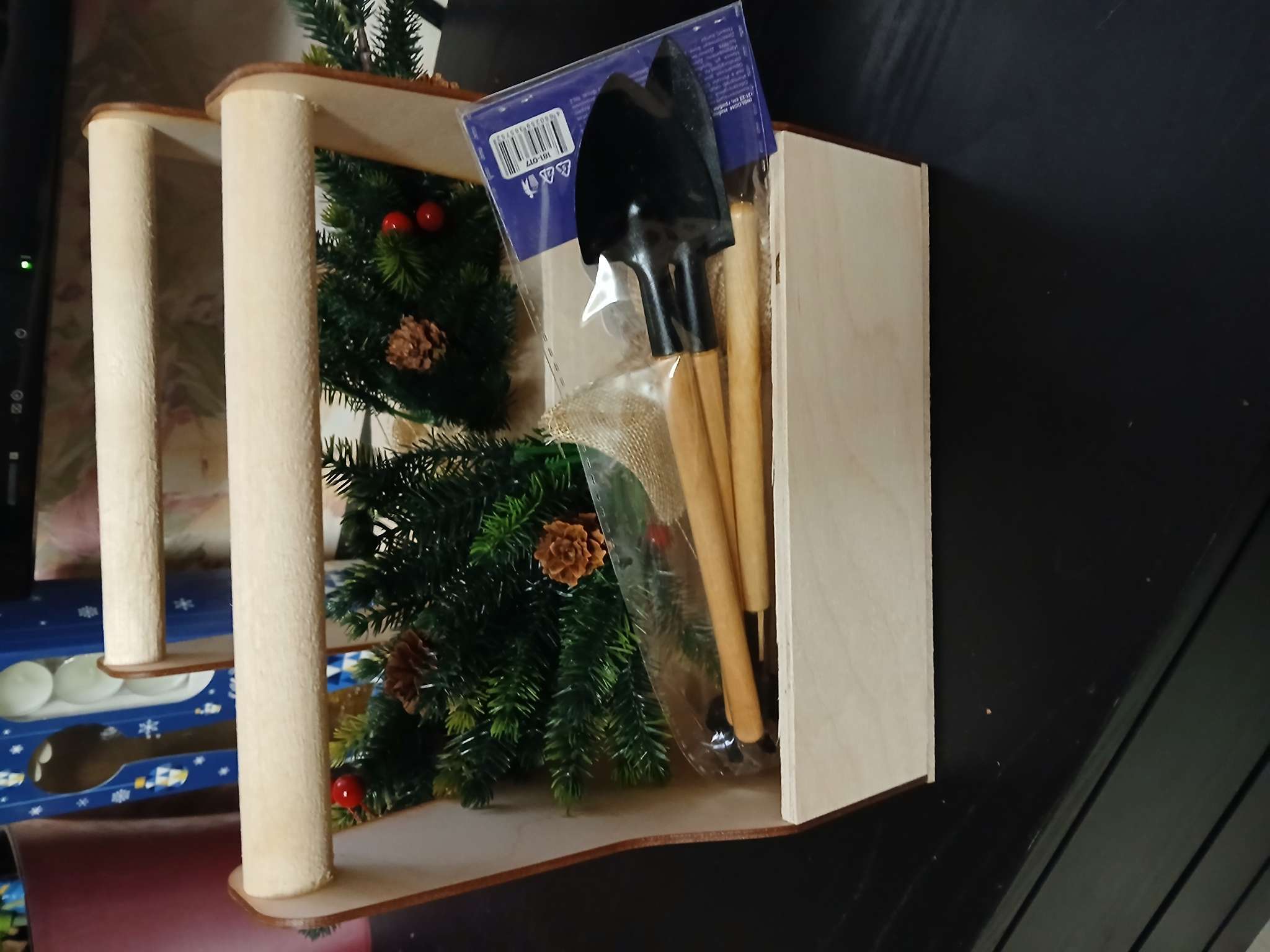 Фотография покупателя товара Подарочный ящик «Стелла», 20×12.5×20 см, деревянный, с ручкой - Фото 1