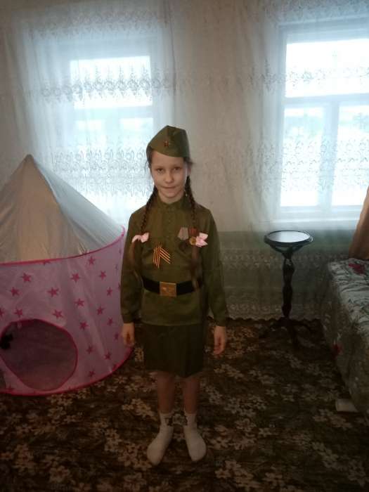 Фотография покупателя товара Карнавальный костюм «Солдаточка», гимнастёрка, ремень, юбка, пилотка, бант, рост 134-140 см