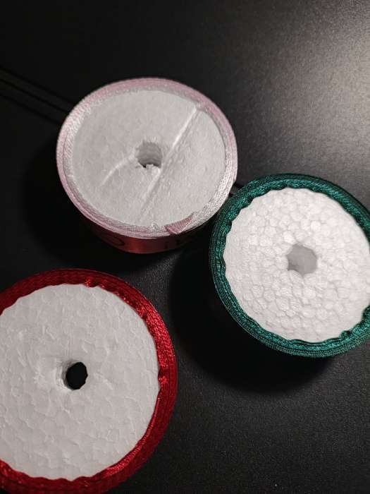 Фотография покупателя товара Набор атласных лент, 3 шт., «С Новым годом», 2 см × 5 м, тиснение - Фото 3