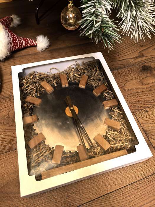 Фотография покупателя товара Коробка сборная без печати крышка-дно белая с окном 37×32×7 см - Фото 1