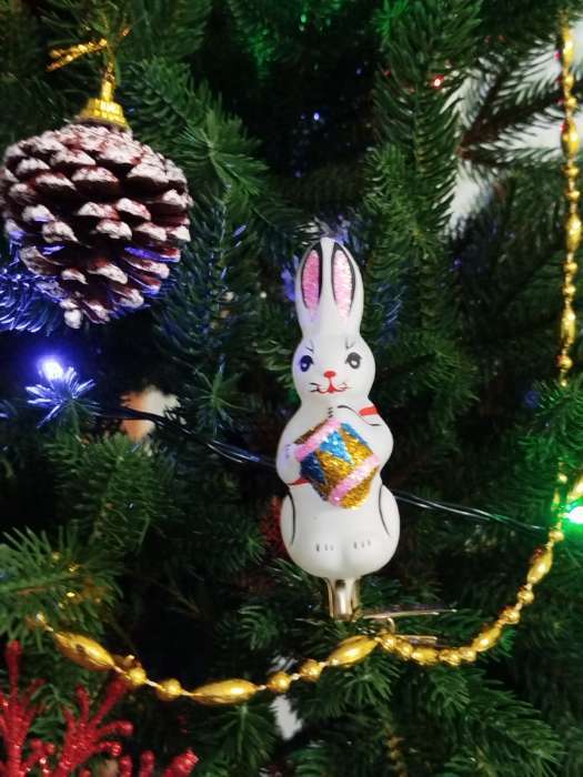 Фотография покупателя товара Ёлочная игрушка «Зайчик с барабаном» h=9.6 см - Фото 1