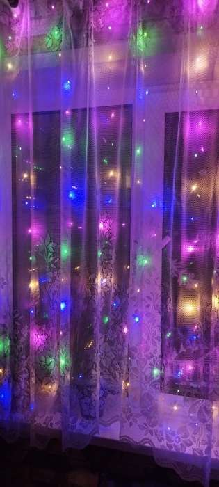 Фотография покупателя товара Гирлянда «Занавес» 1.6×1.6 м, роса, IP20, серебристая нить, 160 LED, свечение белое, 8 режимов, 220 В - Фото 3