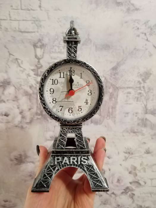 Фотография покупателя товара Часы - будильник настольные "Эйфелева башня", дискретный ход, d-6.5 см, 19 х 8.5 см, АА - Фото 5