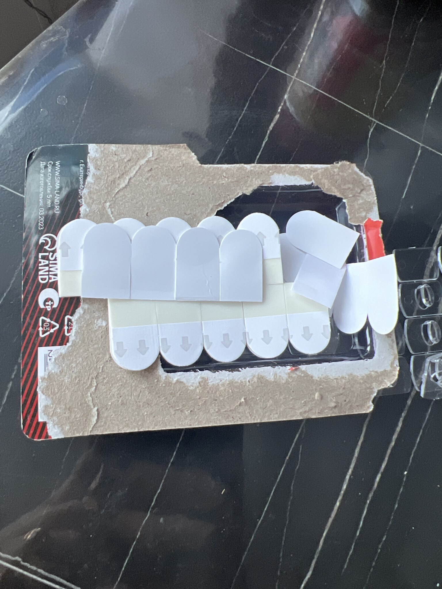 Фотография покупателя товара Держатель самоклеящийся для проводов и гирлянд ТУНДРА krep, 14×18 мм, многоразовые, 20 шт. - Фото 14