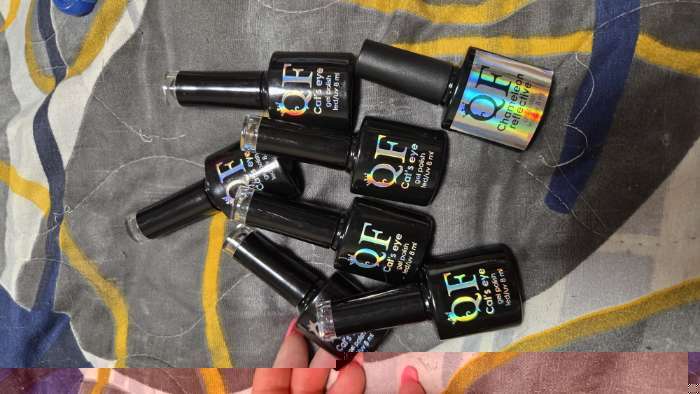 Фотография покупателя товара Гель лак для ногтей «Хамелеон», кошачий глаз, трехфазный, 8 мл, LED/UV, розовый, зелёный (08) - Фото 2