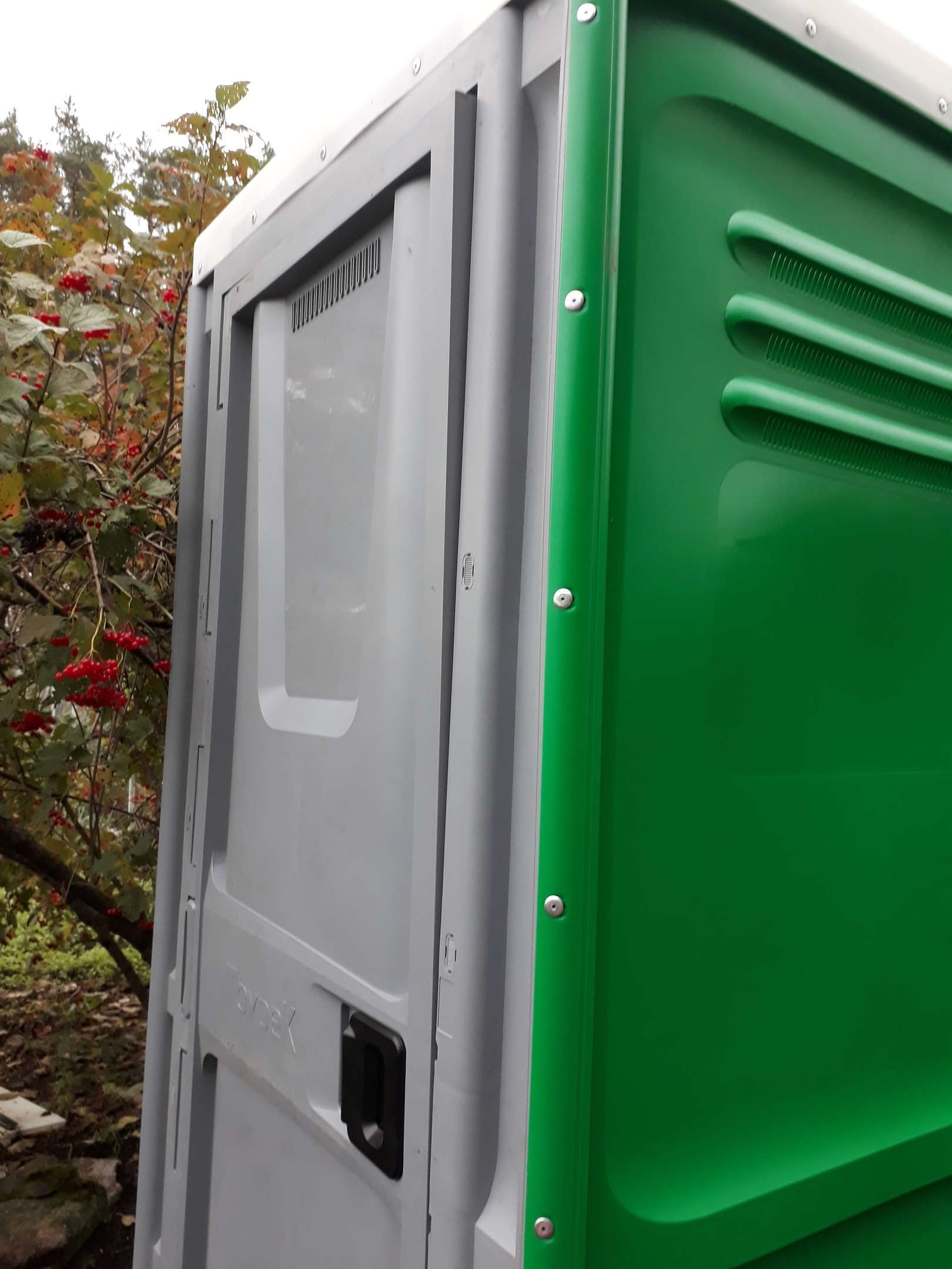 Фотография покупателя товара Туалетная кабина, 225 × 100 × 100 см, 250 л, зелёная - Фото 2