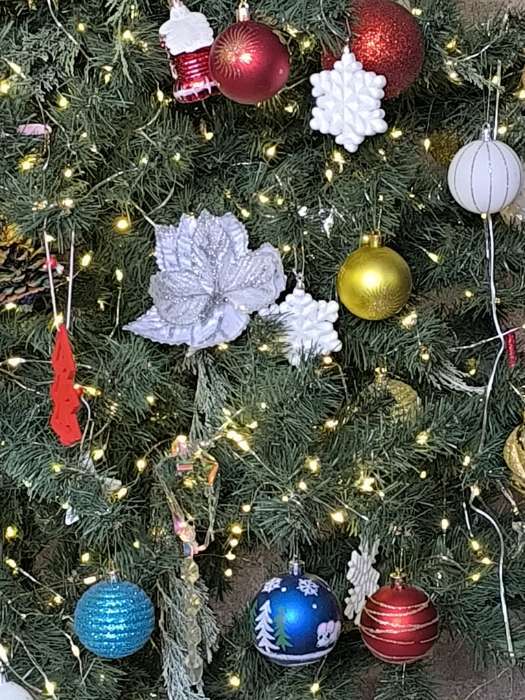 Фотография покупателя товара УЦЕНКА Гирлянда «Нить» 50 м, роса, IP44, серебристая нить, 500 LED, пульт, 36 В, свечение тёплое белое - Фото 3