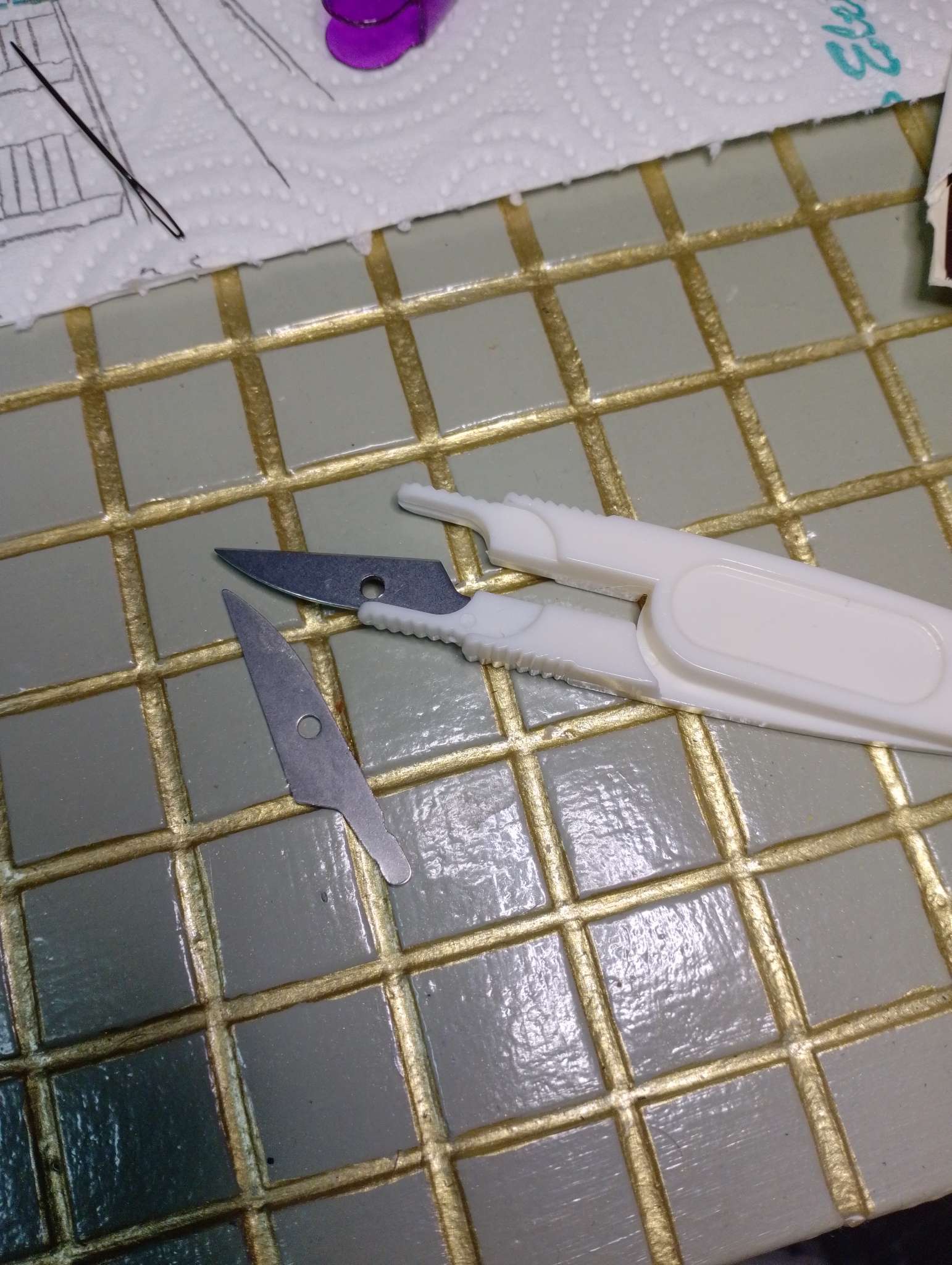 Фотография покупателя товара Ножницы для обрезки ниток, с защитным колпачком, 12 см, МИКС - Фото 20