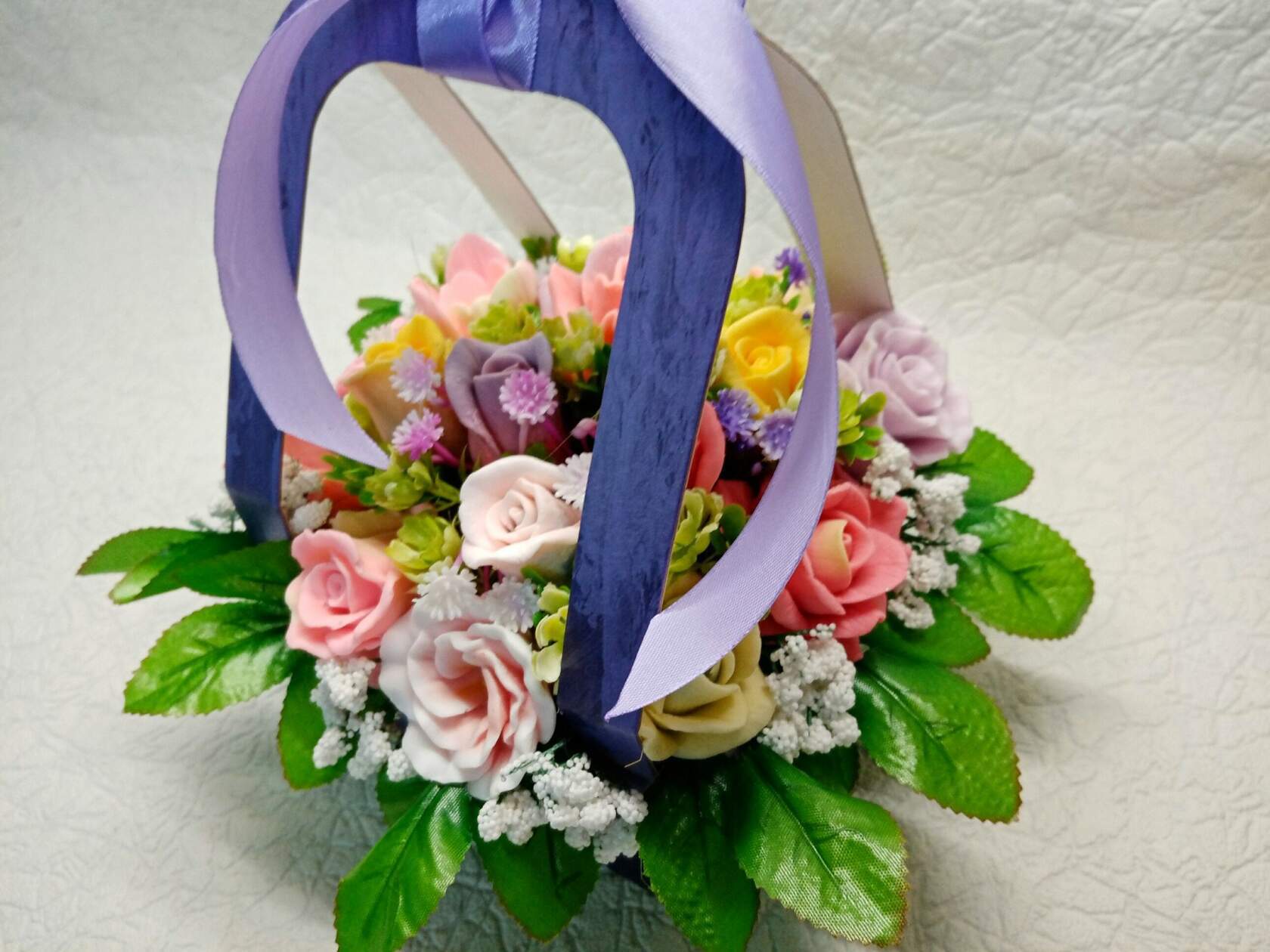 Фотография покупателя товара Коробка-переноска для цветов «С любовью», 12 × 12 × 22 см - Фото 4