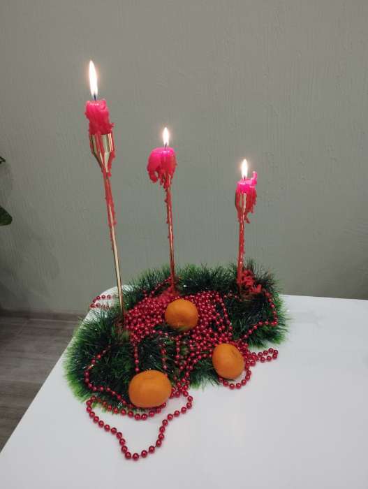 Фотография покупателя товара Свеча витая, 2.2×25 см, лакированная красная - Фото 3