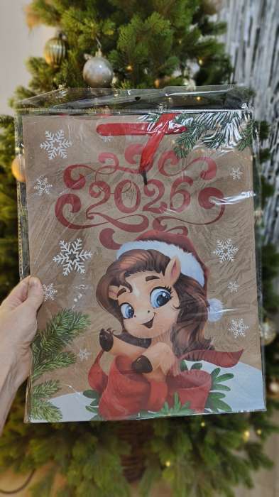 Фотография покупателя товара Пакет подарочный новогодний крафтовый «С Новым годом», L 40×31×11.5 см - Фото 4