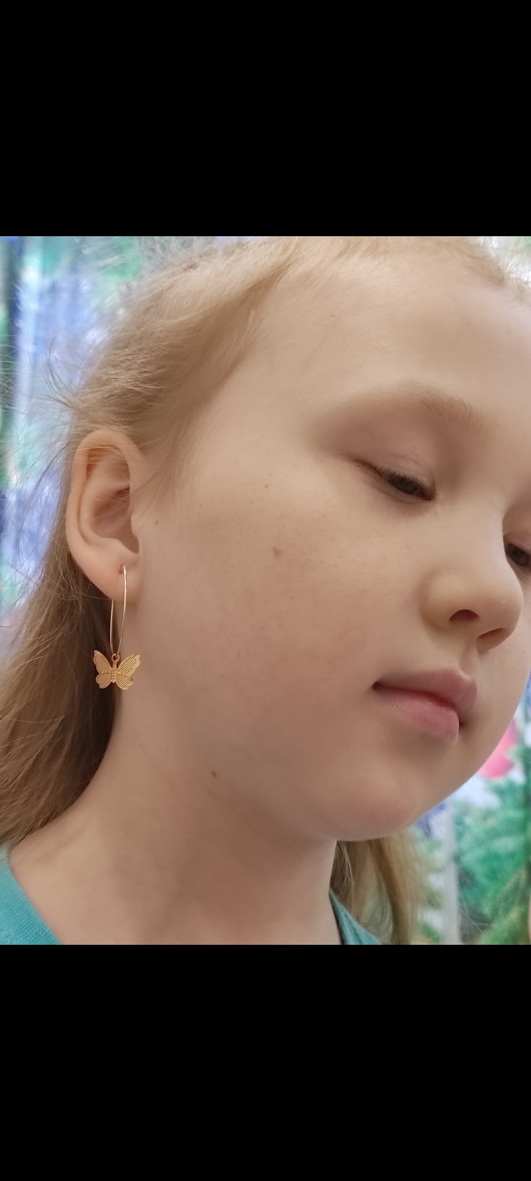 Фотография покупателя товара Серьги-кольца «Бабочки на кольце», цвет золото, d=3 см - Фото 1