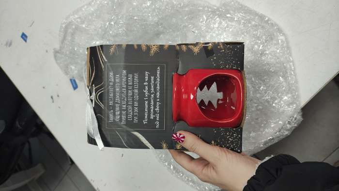 Фотография покупателя товара Набор: аромалампа для эфирных масел, мелтсы из воска ароматические «Ёлочка», красная, 7.5×7.5×8 см - Фото 2