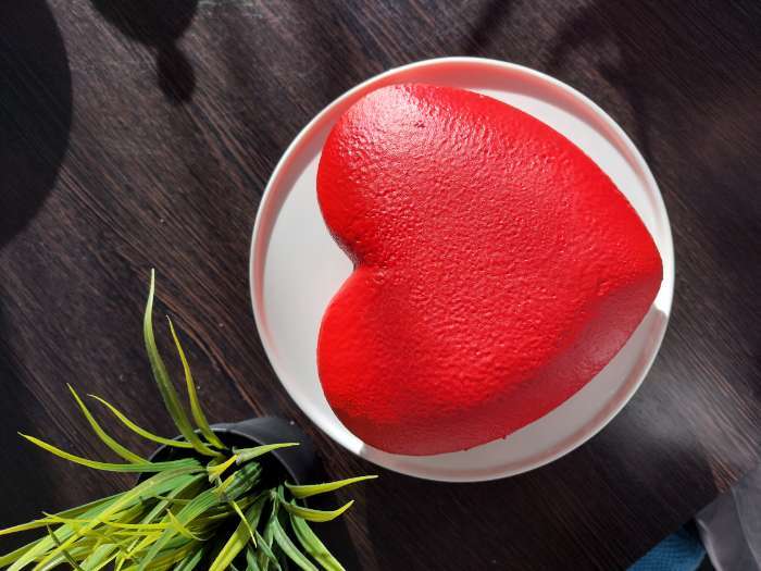 Фотография покупателя товара Форма для выпечки и муссовых десертов KONFINETTA «Сердце», силикон, 26×26×6 см, цвет белый - Фото 10