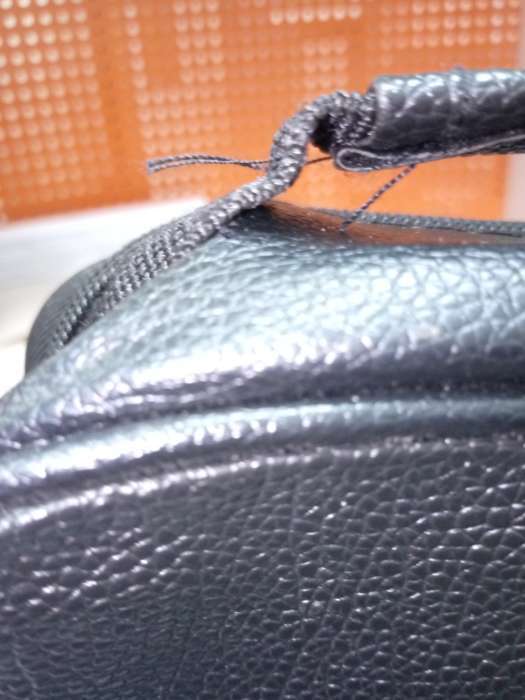 Фотография покупателя товара Сумка кросс-боди мужская на молнии, 3 наружных кармана, 21.5×10×17 см, коричневая - Фото 4