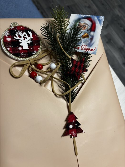 Фотография покупателя товара Ветка декоративная новогодняя, набор 10 шт., размер 1 шт. — 23×7×2 см - Фото 4