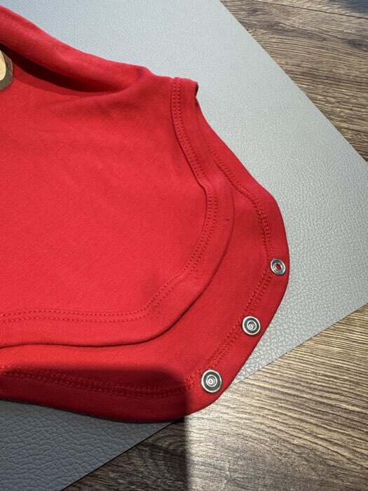 Фотография покупателя товара Боди детское «Крошка Я. Новогодние медвежата», рост 62-68 см, красное - Фото 2