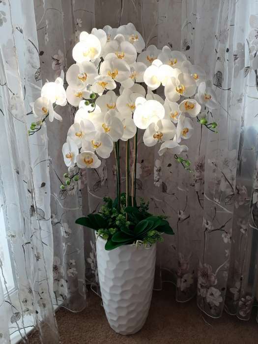 Фотография покупателя товара Кашпо для цветов со вставкой «Мозаика», 42 л (9 л), цвет белый - Фото 6
