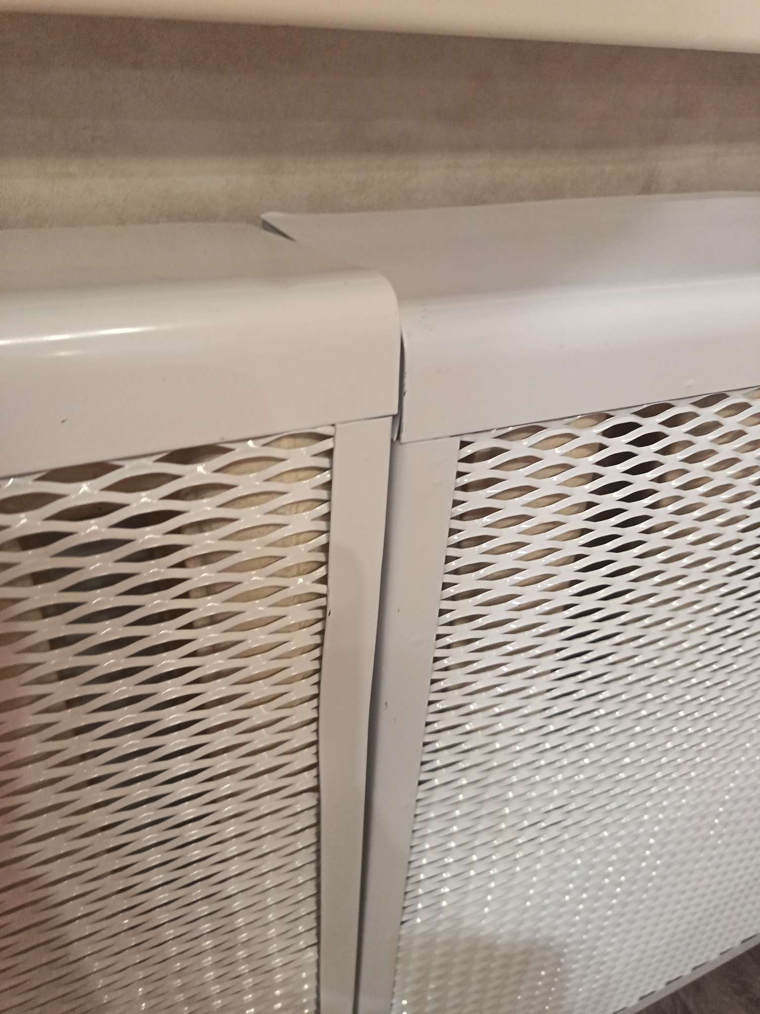 Фотография покупателя товара УЦЕНКА Экран на чугунный радиатор «Лидер», 490×610×150 мм, 5 секций, металлический, белый - Фото 4