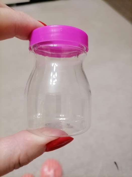 Фотография покупателя товара Банка для хранения «Округлая», с крышкой, пластиковая ёмкость, основа для творчества и декора, размер — 6.4×4×4 см, цвета МИКС - Фото 2