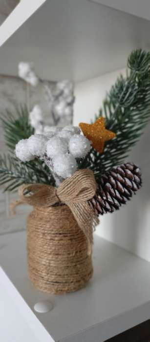 Фотография покупателя товара Декор «Звезда» цвет серебро, золото 2 размера, фоам глиттер 5 и 3 см, набор 10 шт. - Фото 4