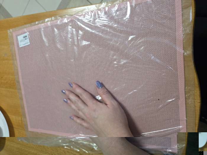 Фотография покупателя товара Коврик для выпечки армированный Доляна «Амато», силикон, 42×29.6 см, розовый - Фото 1