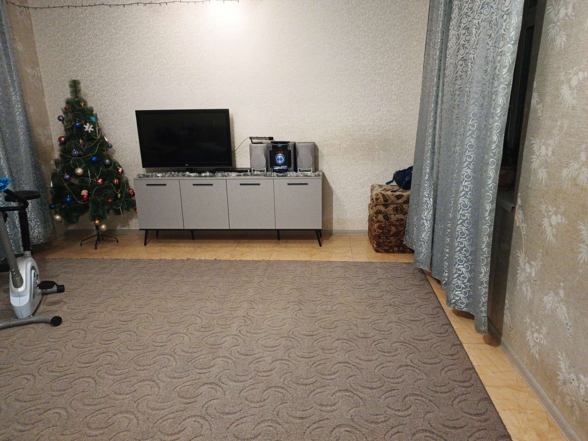 Фотография покупателя товара Тумба под ТВ «Монти», 2010×450×780 мм, цвет кашемир - Фото 1