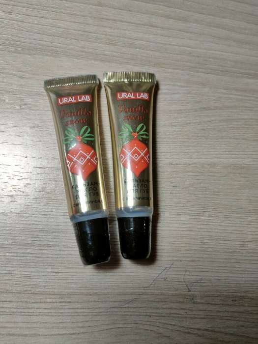 Фотография покупателя товара Бальзам-масло для губ, аромат ванильные снежинки 10 г, URAL LAB - Фото 1