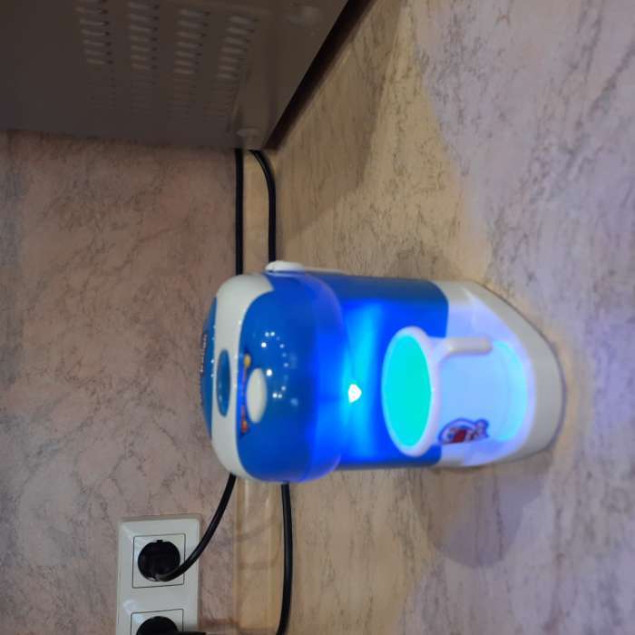 Фотография покупателя товара Бытовая техника «Кулер» с кружкой, световые эффекты, работает от батареек, в пакете - Фото 1