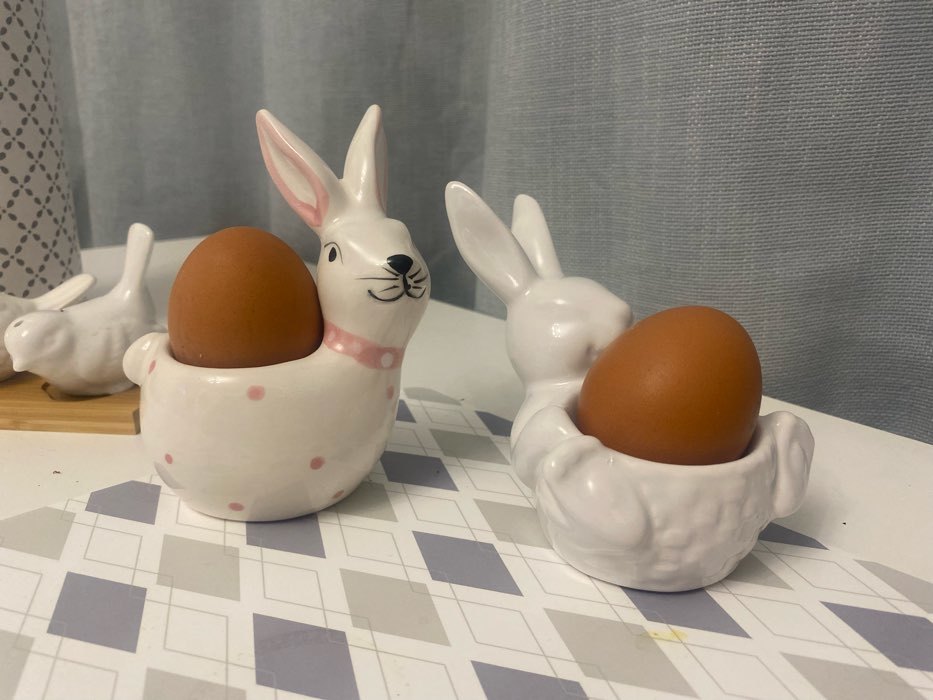 Фотография покупателя товара Подставка для яиц Доляна «Зайка», 9,5×7,5×11,5 см, цвет белый - Фото 10