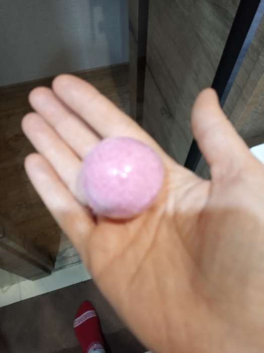 Фотография покупателя товара Подарочный набор новогодний «Сияй в Новом году», соль для ванны 220 г и бомбочки для ванны 4×40 г, Чистое счастье - Фото 3