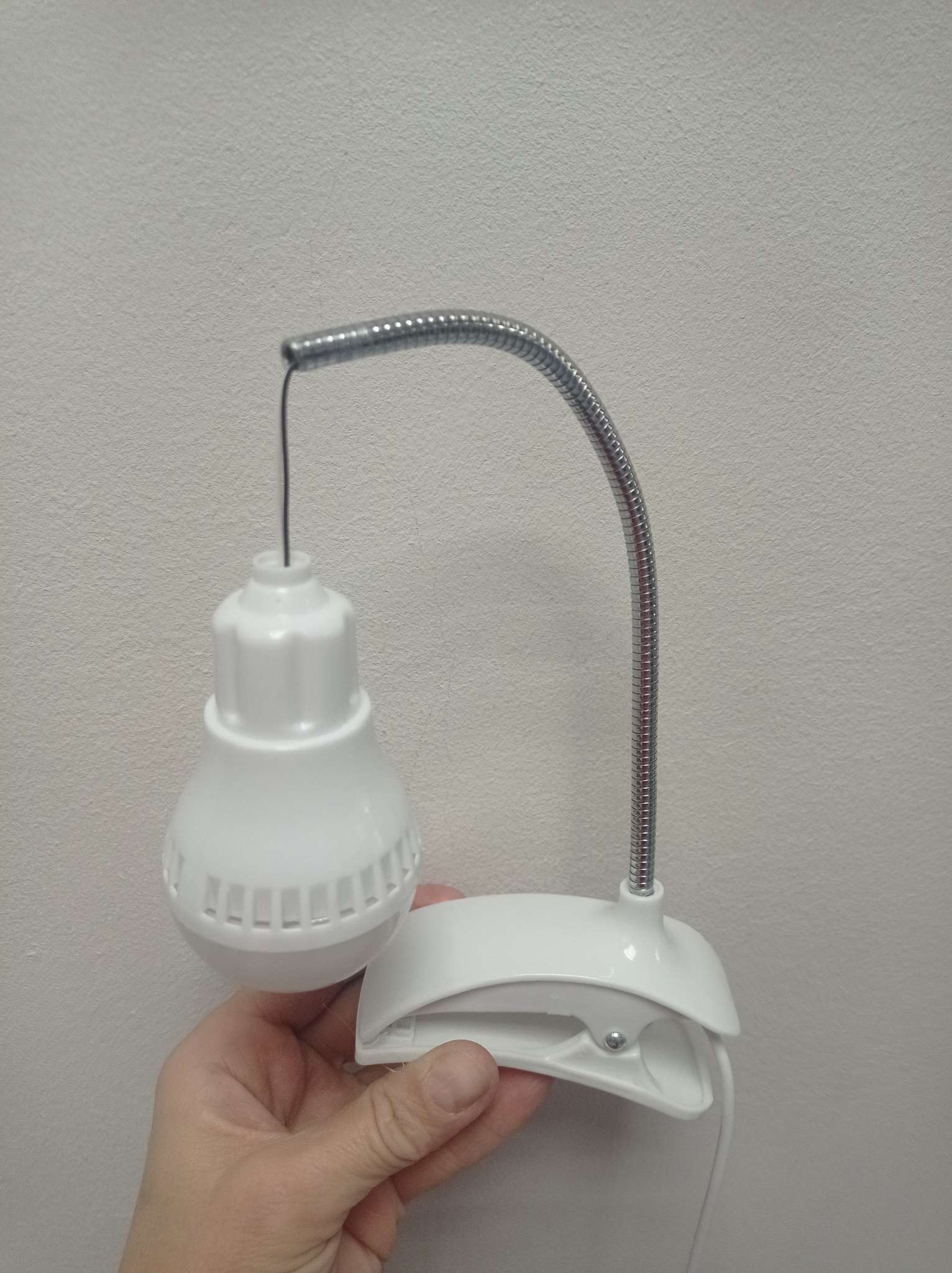 Фотография покупателя товара Лампа на прищепке «Свет» белый 13LED 1.5W провод USB 4×9×31.5 см RISALUX - Фото 5