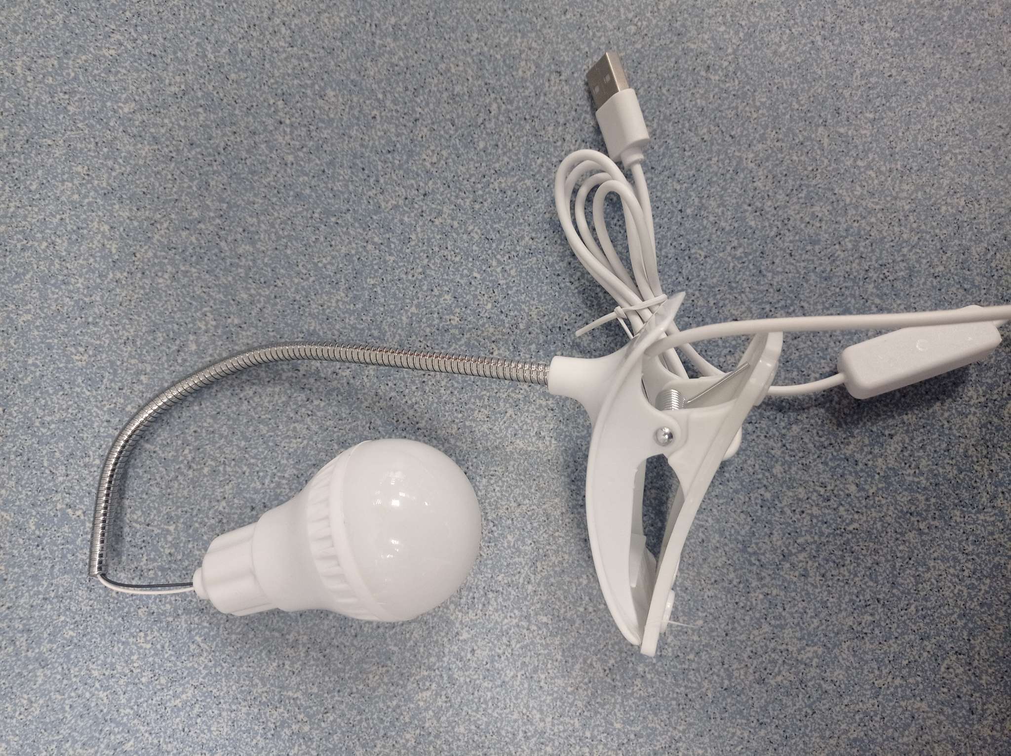 Фотография покупателя товара Лампа на прищепке «Свет» белый 13LED 1.5W провод USB 4×9×31.5 см RISALUX - Фото 6