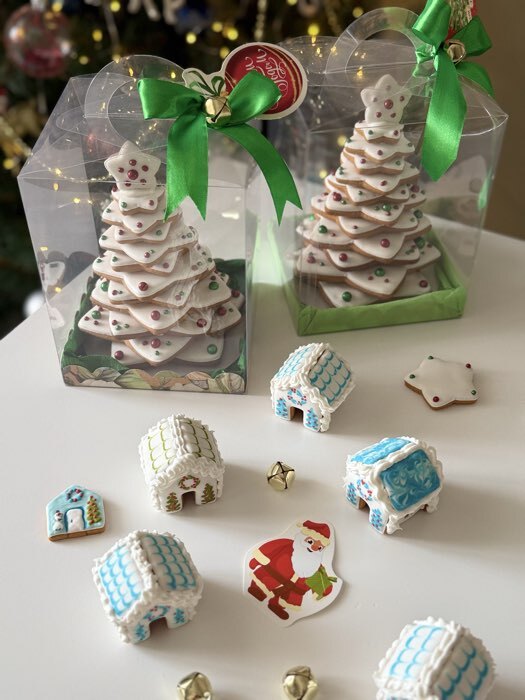 Фотография покупателя товара Коробка кондитерская, сундук, упаковка, «Нежные цветы», 14×14×18 см - Фото 1