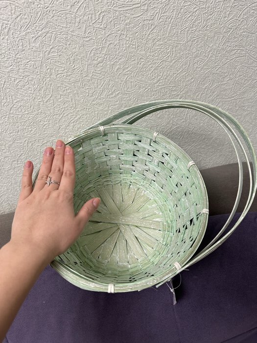 Фотография покупателя товара Корзина плетёная для хранения, 26×26×12 см, ручка h=18 см, бамбук, зелёная - Фото 4