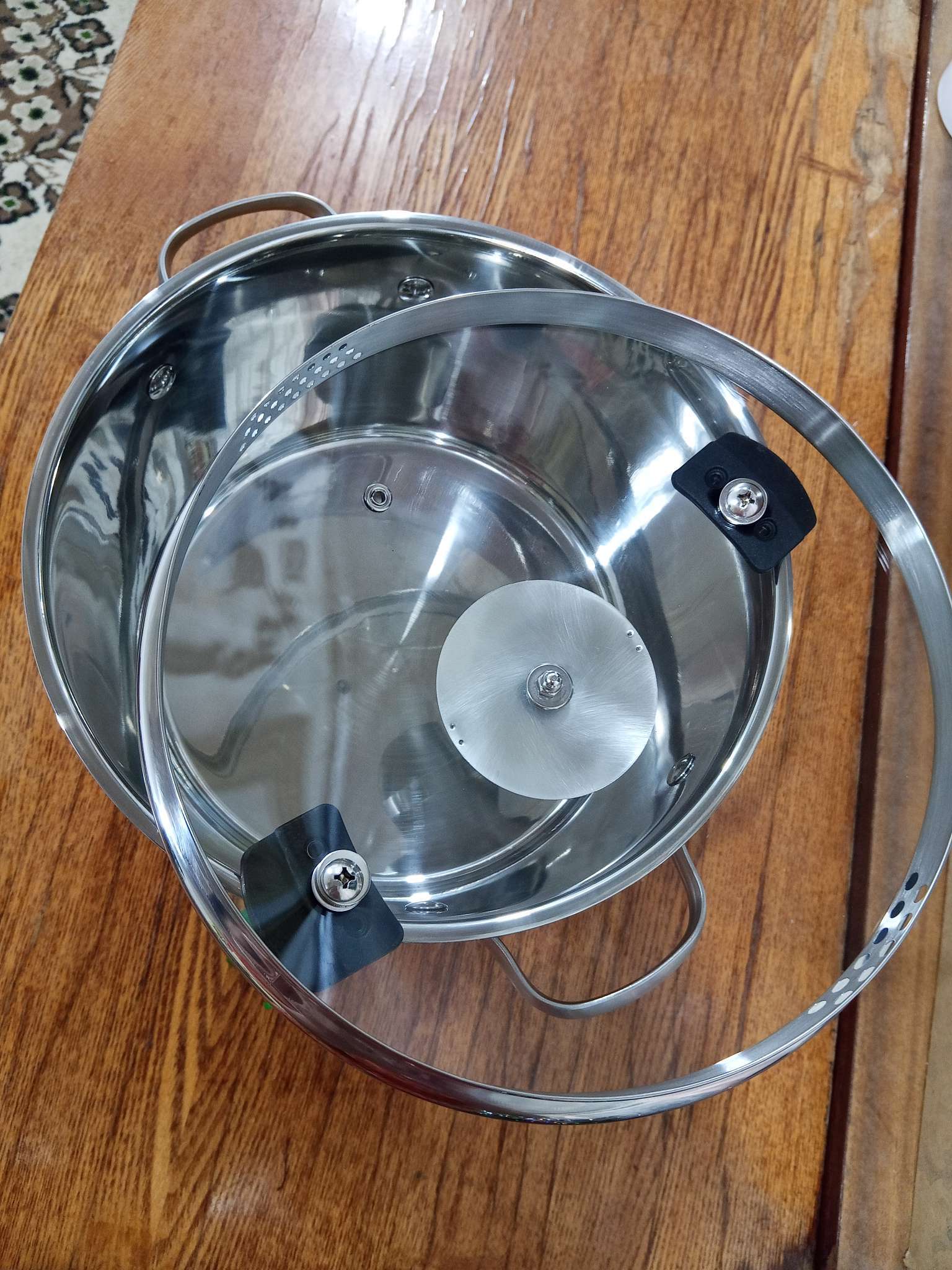 Фотография покупателя товара Кастрюля Magistro HiTech Steel, 5.2 л, d=24 см, h=14.5 см, слив для воды, капсульное дно, индукция, нержавеющая сталь - Фото 4