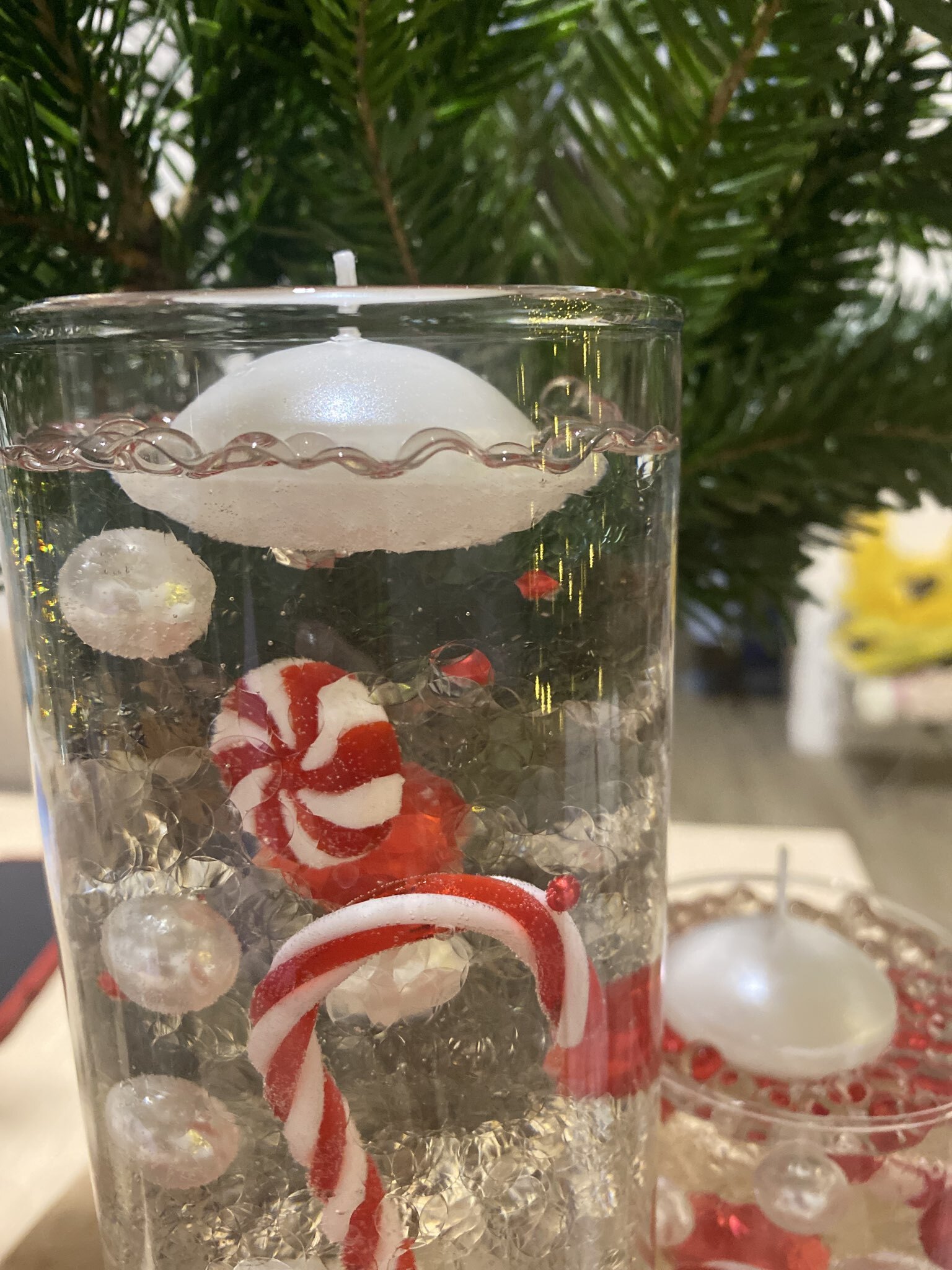 Фотография покупателя товара Набор свечей плавающих «Овал», 6 шт., перламутровая, 4×2 см - Фото 1