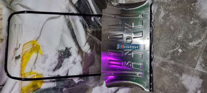 Фотография покупателя товара Движок алюминиевый «СИБИН» для очистки снега, ковш 410 × 750 мм, металлическая планка, металлическая ручка - Фото 1