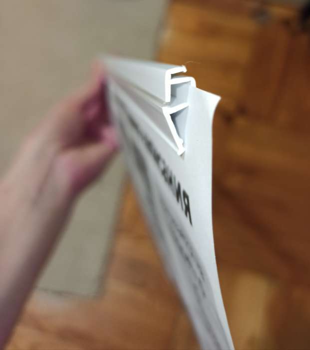 Фотография покупателя товара Профиль пластиковый защелкивающийся для плакатов CLICKER длина 600 мм, цвет белый - Фото 1
