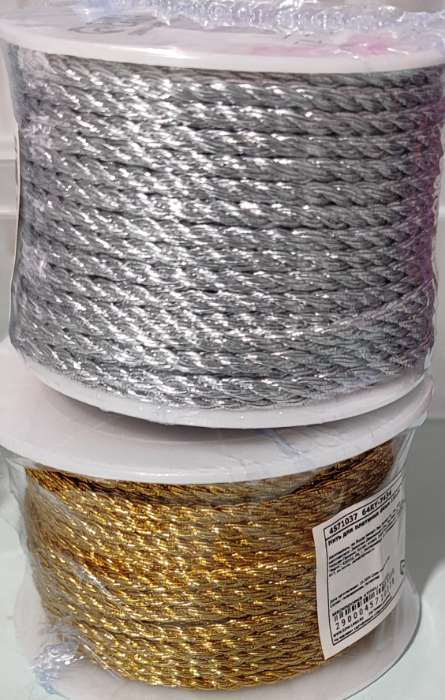 Фотография покупателя товара Нить для плетения, d=4 мм, 15±1 м, цвет золотой - Фото 2