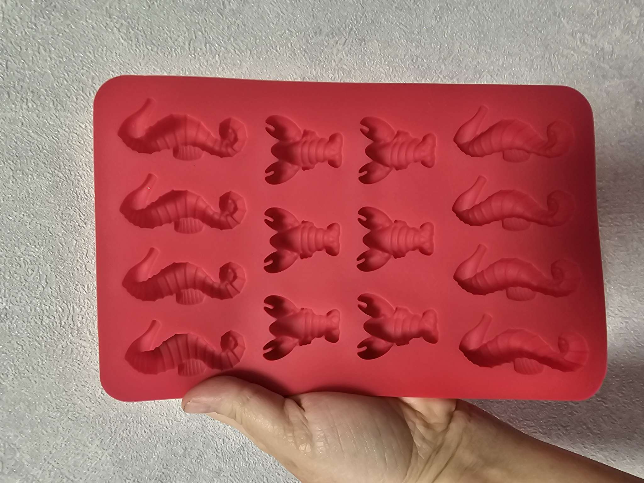 Фотография покупателя товара Форма для мармелада Доляна «Морской мир», силикон, 22×14×1 см, 14 ячеек, МИКС - Фото 3