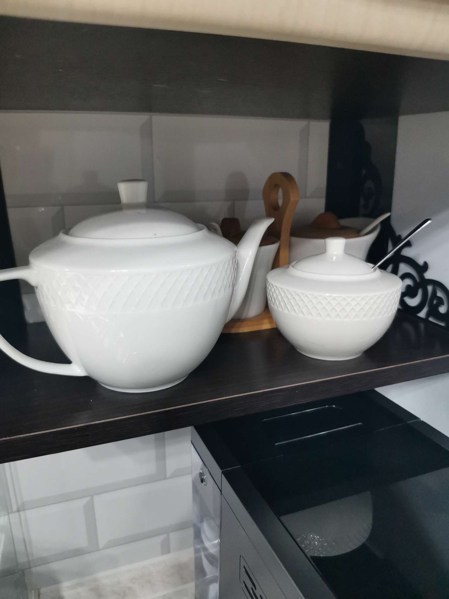 Фотография покупателя товара Сахарница с крышкой Wilmax «Юлия Высоцкая», 340 мл, фарфор, белая - Фото 1