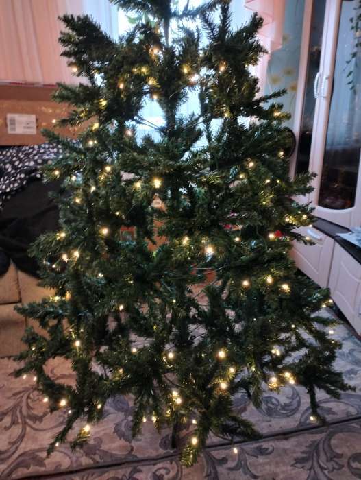 Фотография покупателя товара Ёлка светодиодная «Эксклюзив классик» 210 см, 982 ПВХ веток, свечение мульти - Фото 4