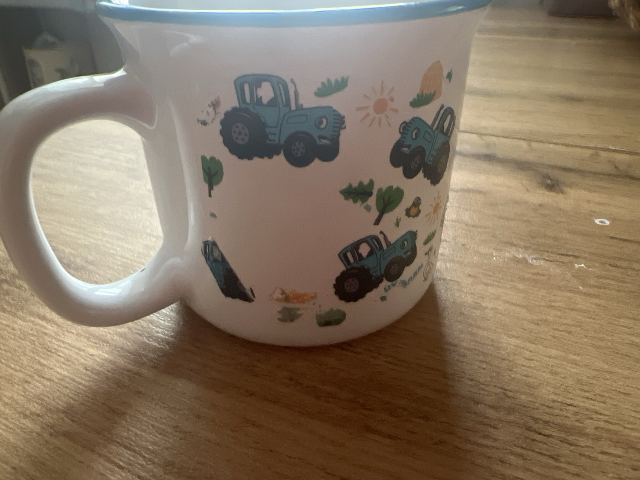 Фотография покупателя товара Кружка керамическая детская «По полям», Синий трактор, 250 мл - Фото 7