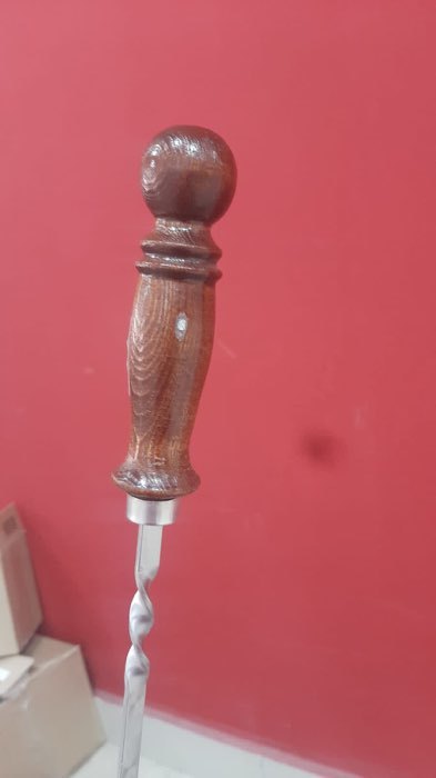 Фотография покупателя товара Шампур с деревянной ручкой, рабочая длина - 60 см, ширина - 10 мм, толщина - 3 мм с узором - Фото 8