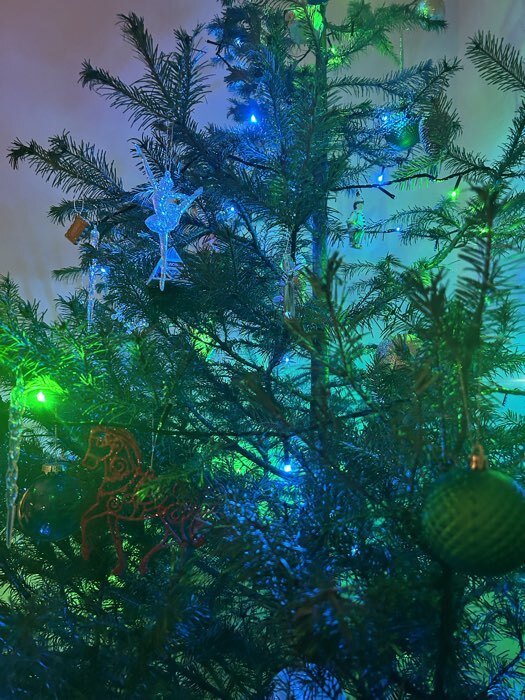 Фотография покупателя товара Гирлянда «Нить» 10 м, IP20, белая нить, 100 LED, 8 режимов, 220 В, свечение мульти - Фото 422