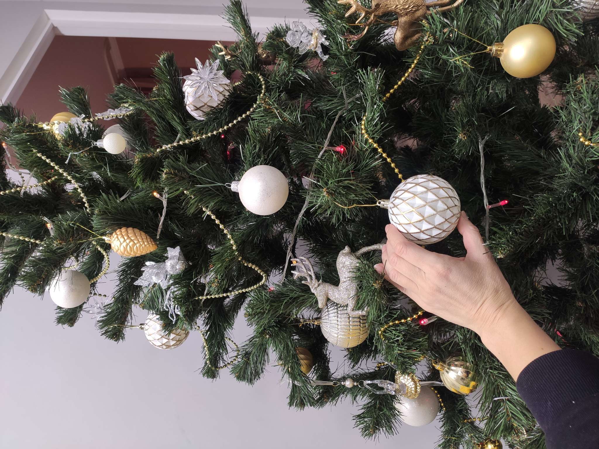 Фотография покупателя товара Ёлочные игрушки «Авива», шары новогодние, набор 4 шт., d=8 см, сетка, золотистый - Фото 2