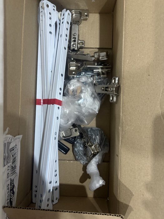 Фотография покупателя товара Шкаф двухстворчатый распашной «Мадера», 800×520×2100 мм, цвет белый - Фото 1