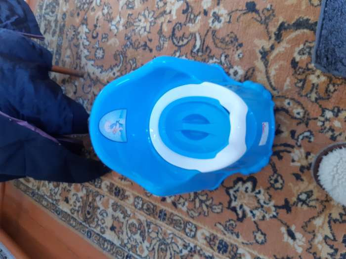 Фотография покупателя товара Горшок детский антискользящий «Комфорт» с крышкой, съёмная чаша, цвет голубой - Фото 4
